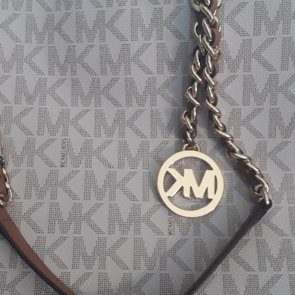 Handbag - Picture 4 of 4
